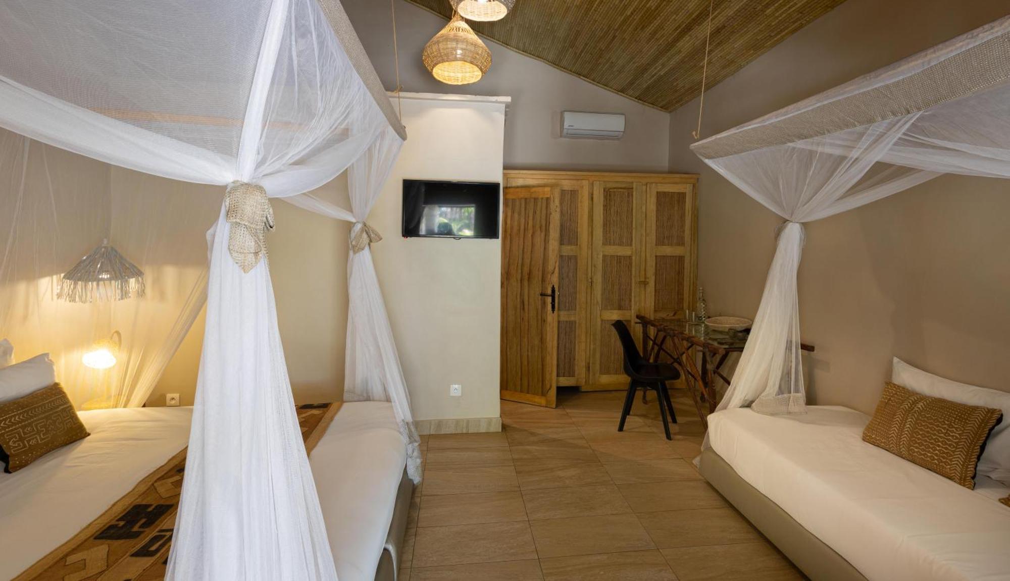 Les Paletuviers Otel Toubakouta Dış mekan fotoğraf