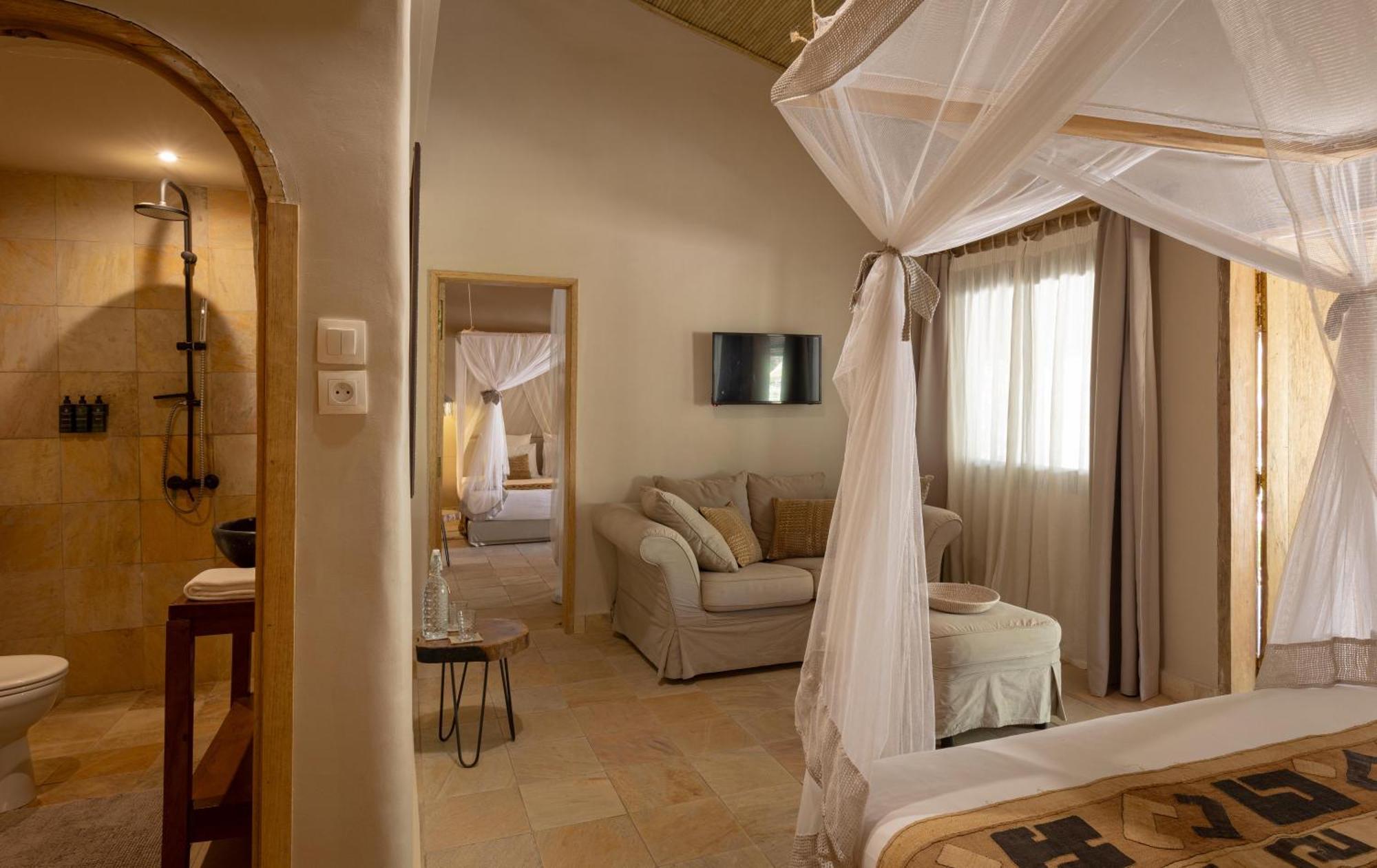 Les Paletuviers Otel Toubakouta Dış mekan fotoğraf